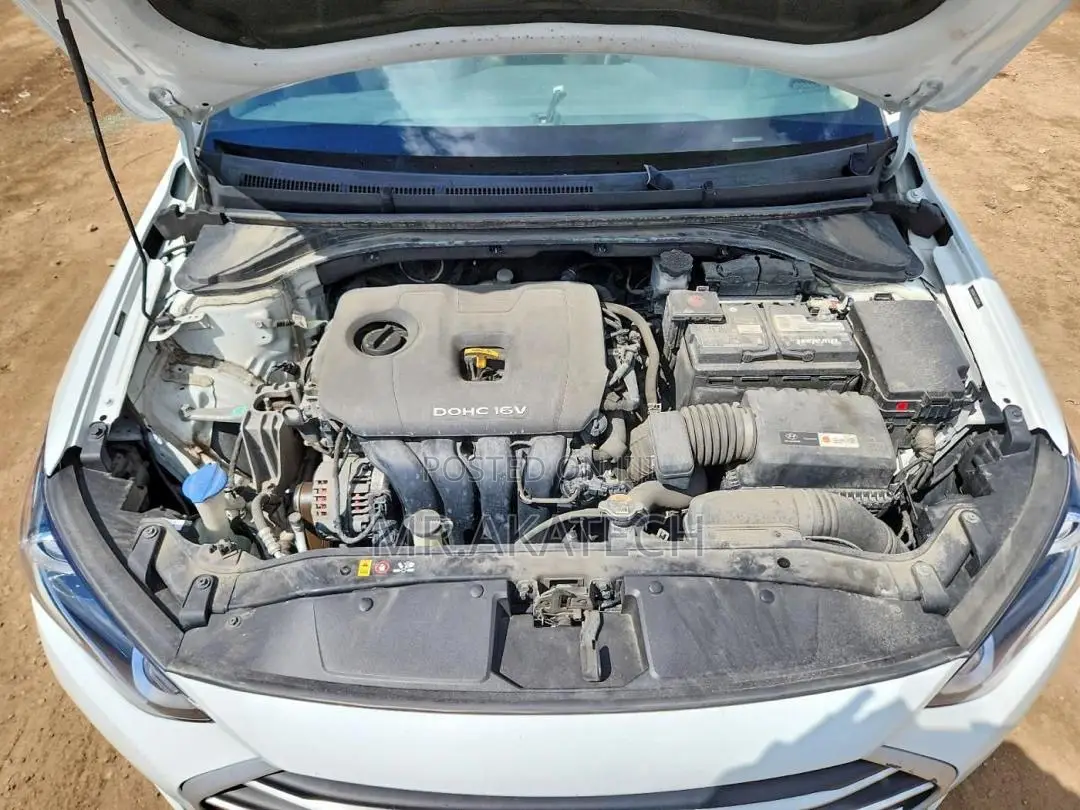Hyundai Elantra Limited 2018 White
