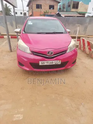 Toyota Vitz 1.0 FWD 5dr 2011 Pink