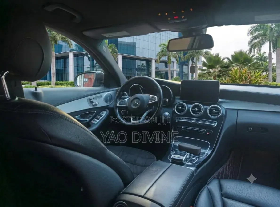 Mercedes Benz C300 Car Rentals