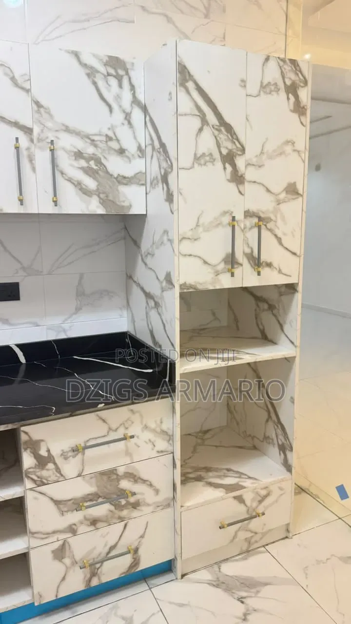 Kitchen Cabinet