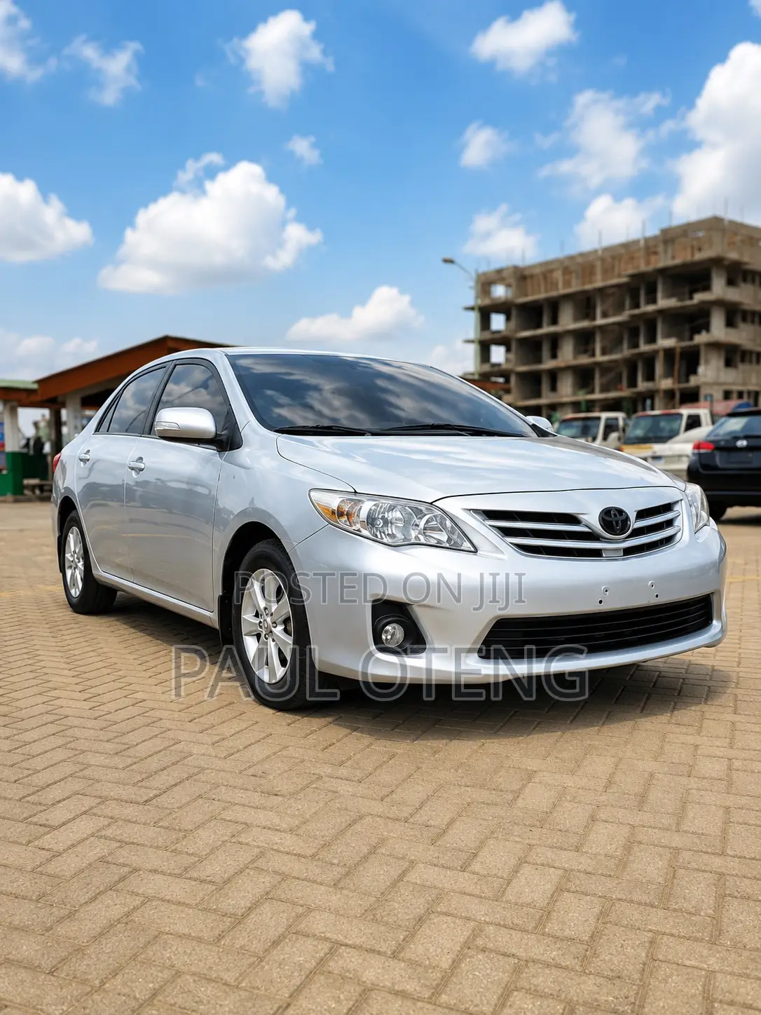 Toyota Corolla LE Special Edition 4dr Sedan (1.8L 4cyl 4A) 2013 Silver