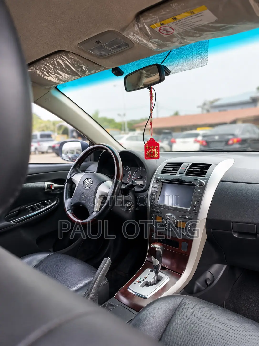 Toyota Corolla LE Special Edition 4dr Sedan (1.8L 4cyl 4A) 2013 Silver