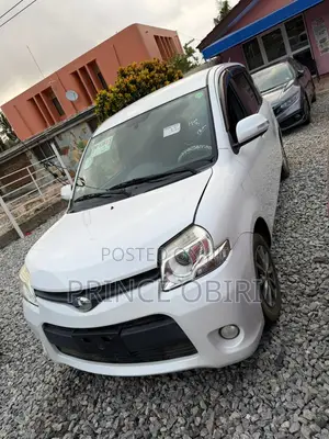 Toyota Sienta 1.5 AWD 2015 White