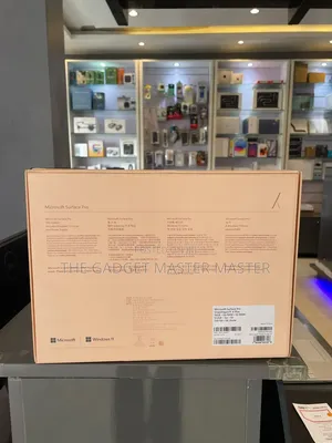 New Microsoft Surface Pro 16GB Qualcomm Snapdragon X Plus SSD 512GB