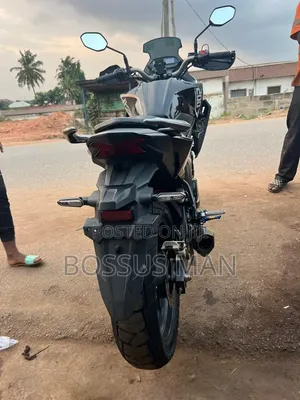 Honda CB 2025 Black