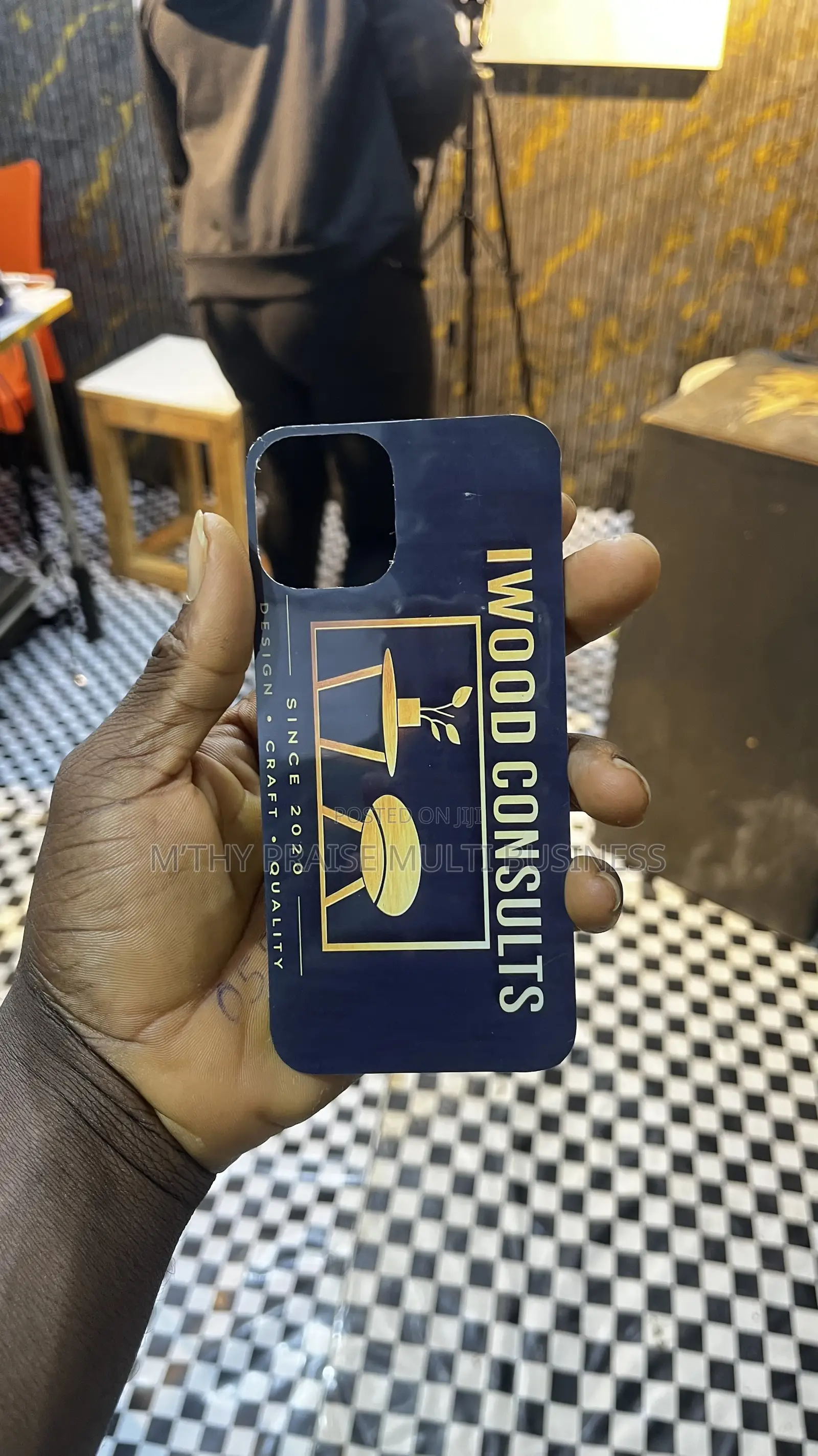 iPhone Back Glass Customization