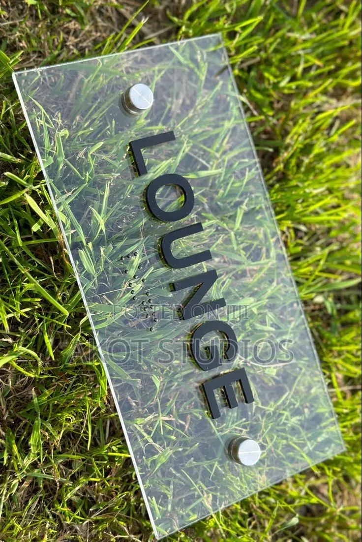3D and 2D Signage