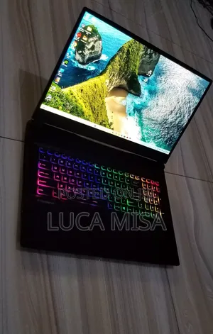Laptop MSI GP75 Leopard 16GB Intel Core i7 HDD+SSD 512GB