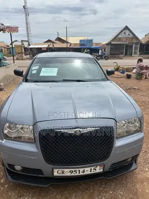Chrysler 300C Base RWD 2015 Silver