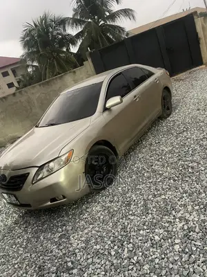 Toyota Camry LE 4dr Sedan (2.4L 4cyl 5A) 2007 Gold