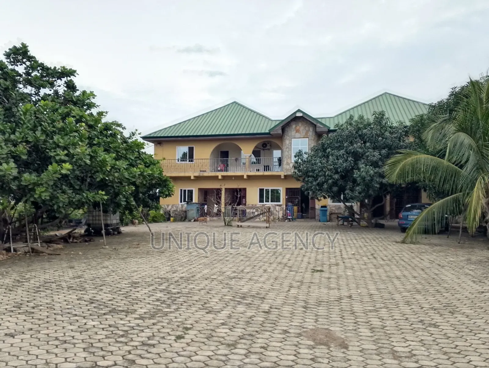 2bdrm Apartment in Main Station for rent