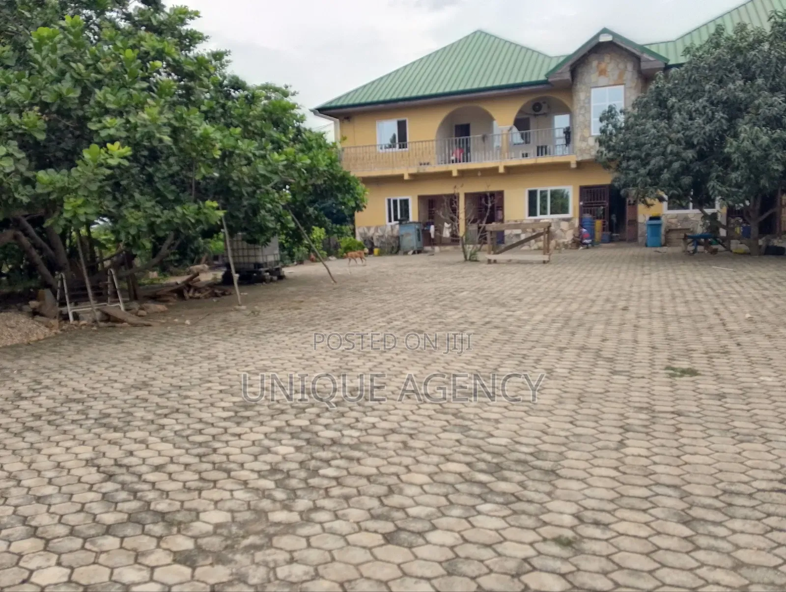 2bdrm Apartment in Main Station for rent