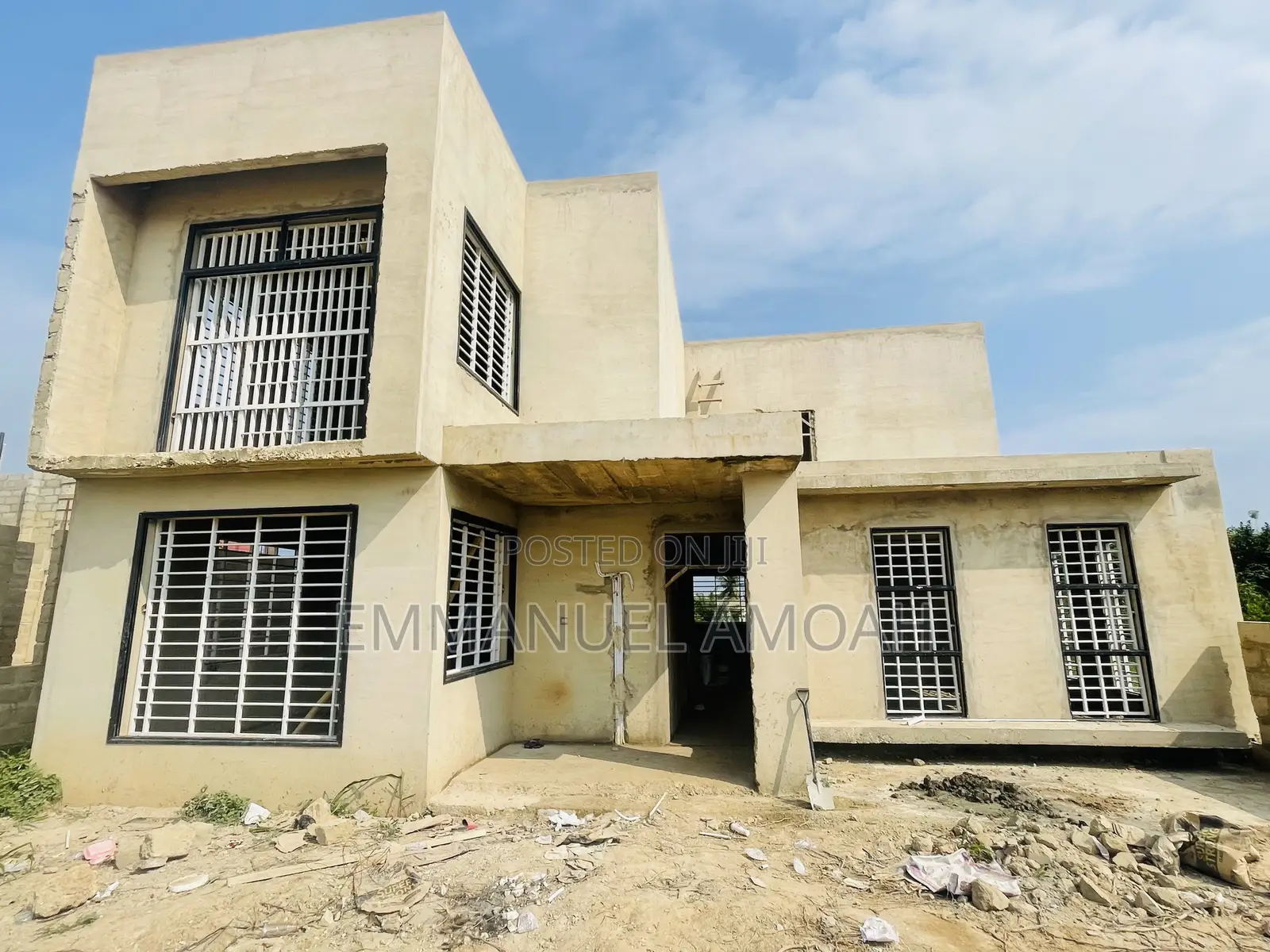 5bdrm House in Amoah, Takoradi for sale