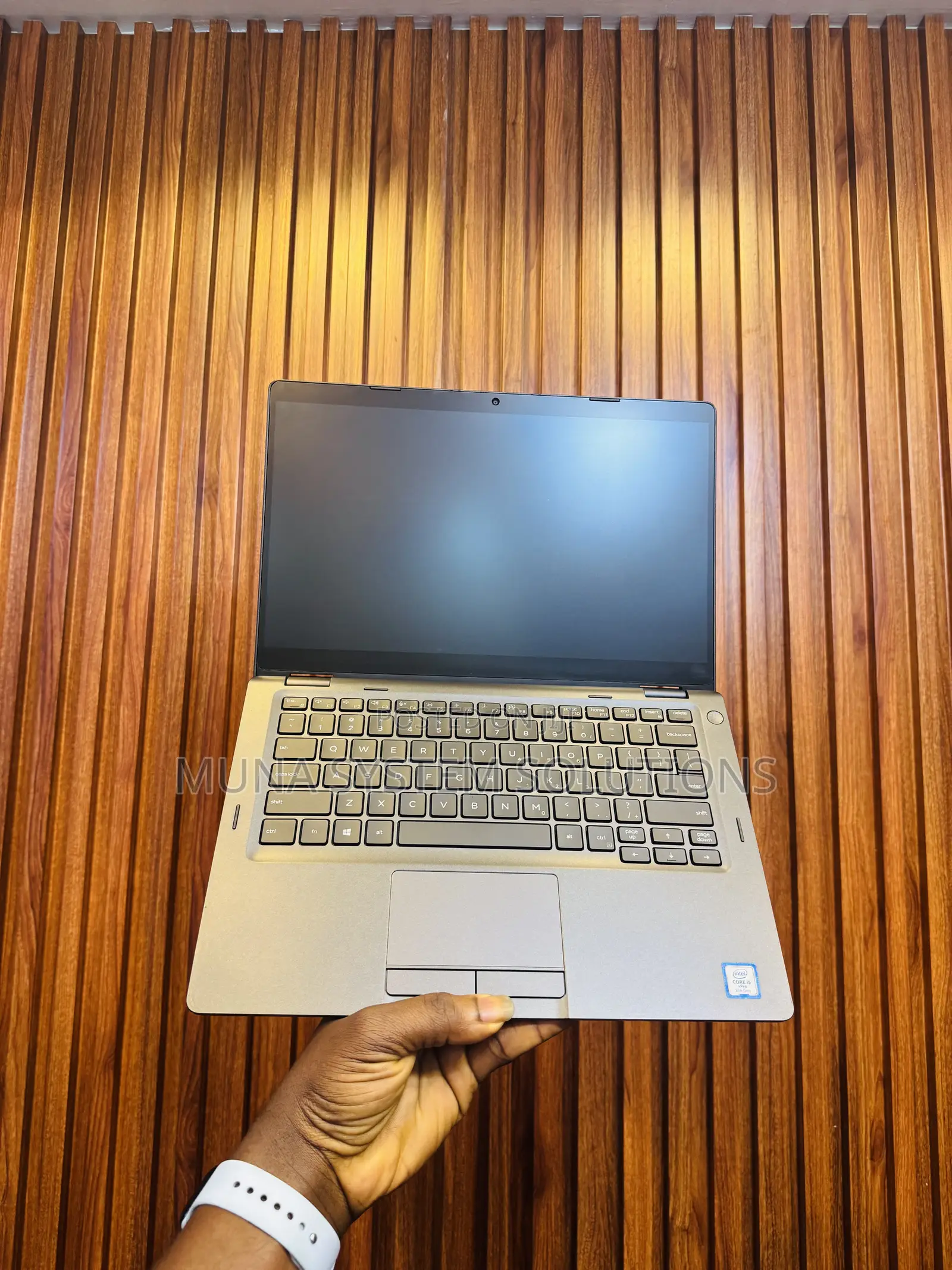 Laptop Dell Latitude 5300 2-in-1 16GB Intel Core i7 SSD 256GB