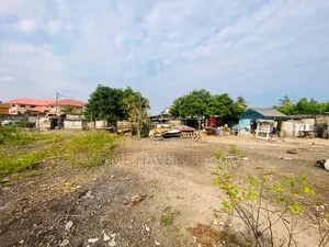 One ACRE of Land for Sale at Trassacco Adjiriganor