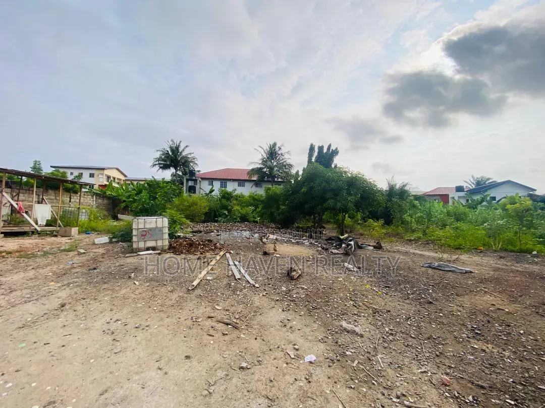 One ACRE of Land for Sale at Trassacco Adjiriganor