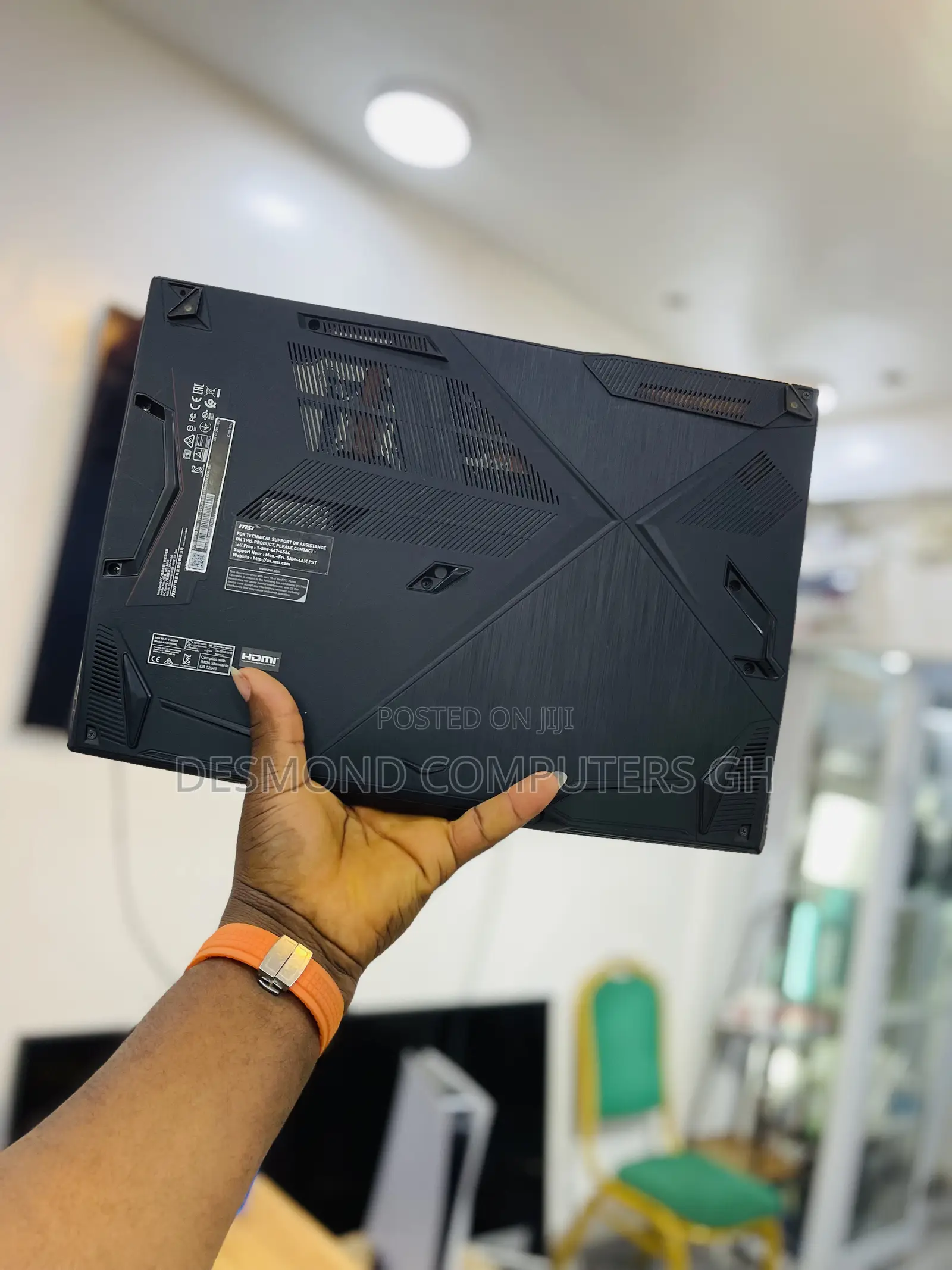 Laptop MSI GF63 16GB Intel Core i5 HDD+SSD 1.5T