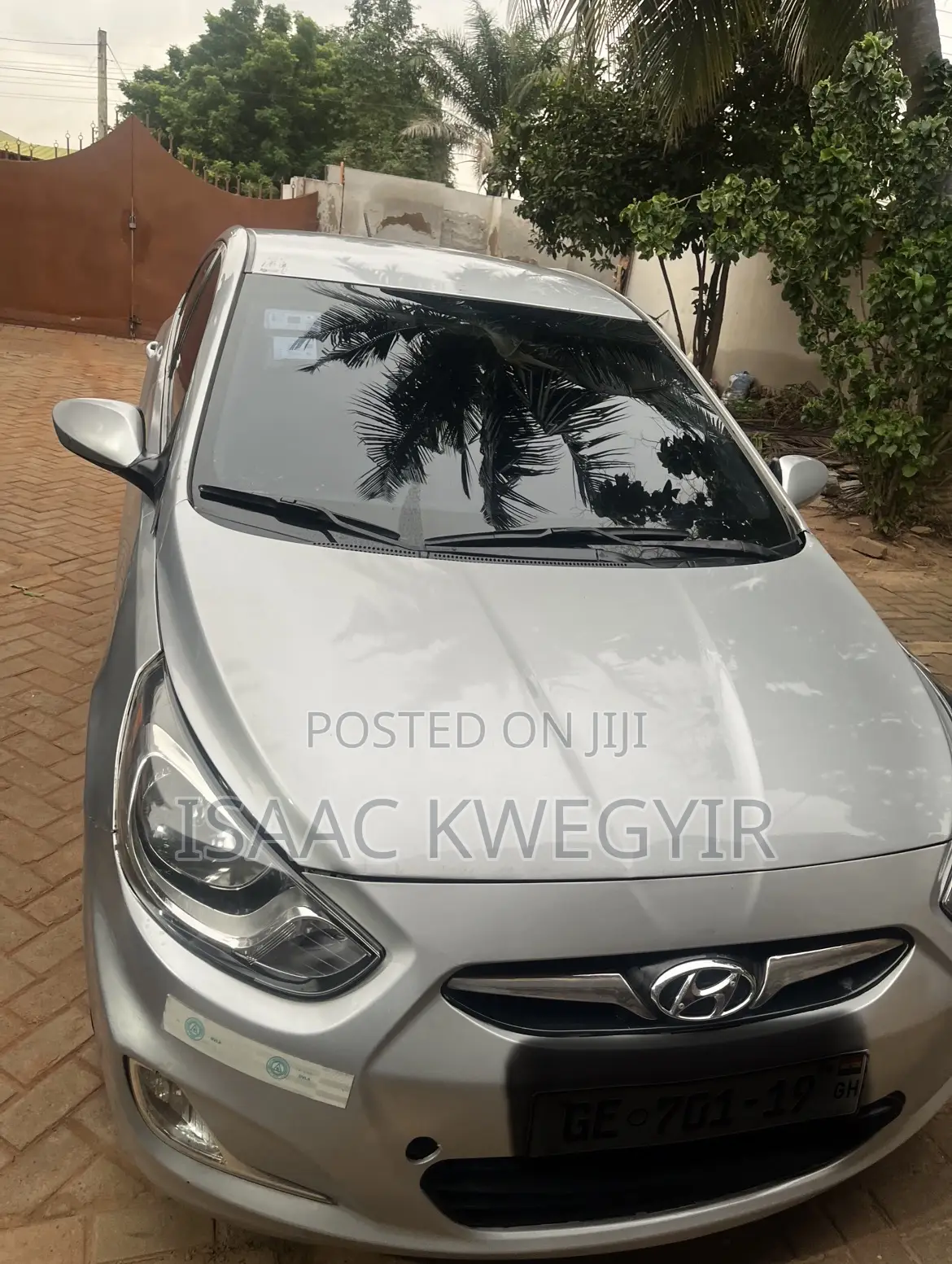 Hyundai Accent 2013 Silver
