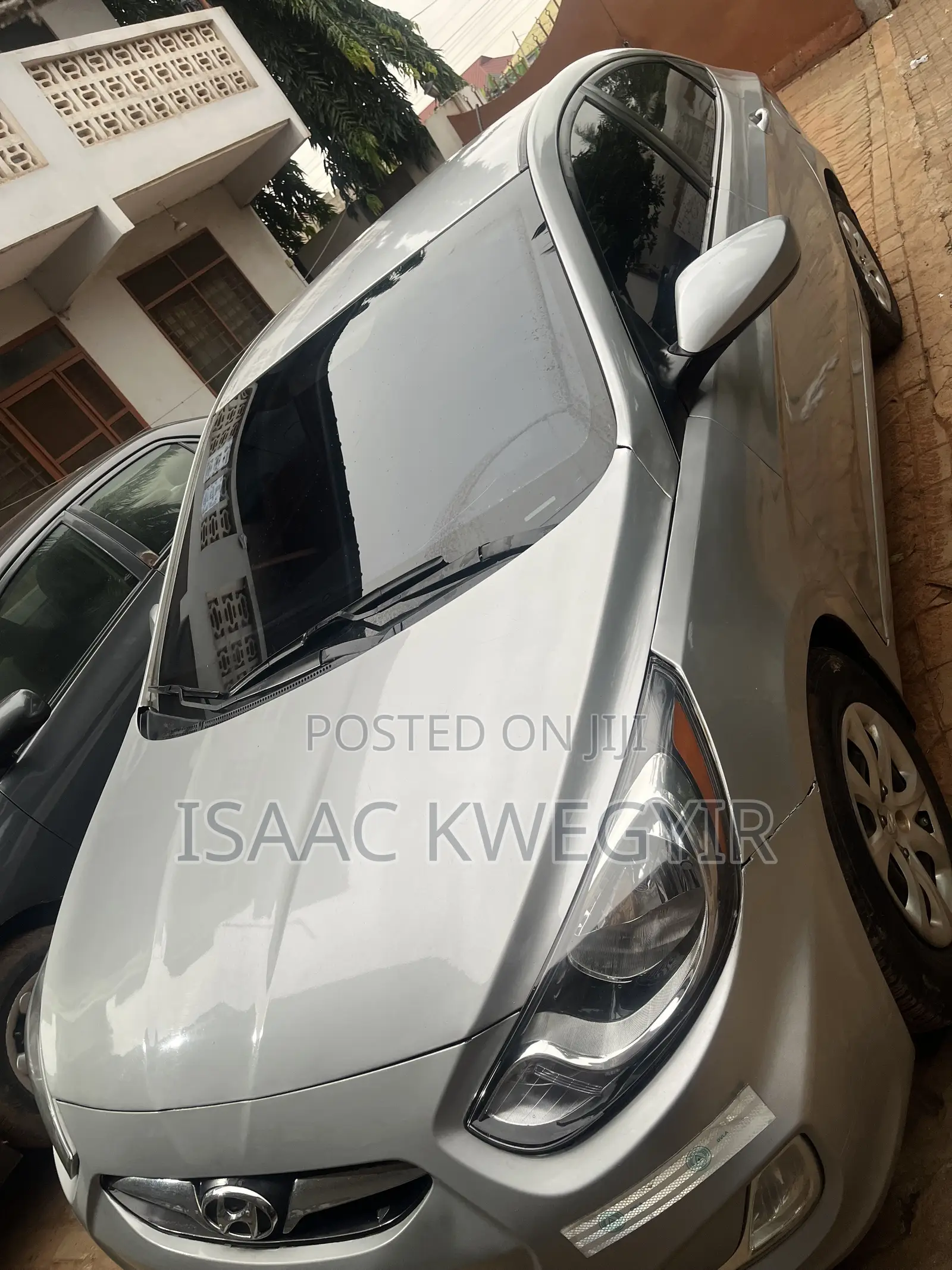 Hyundai Accent 2013 Silver