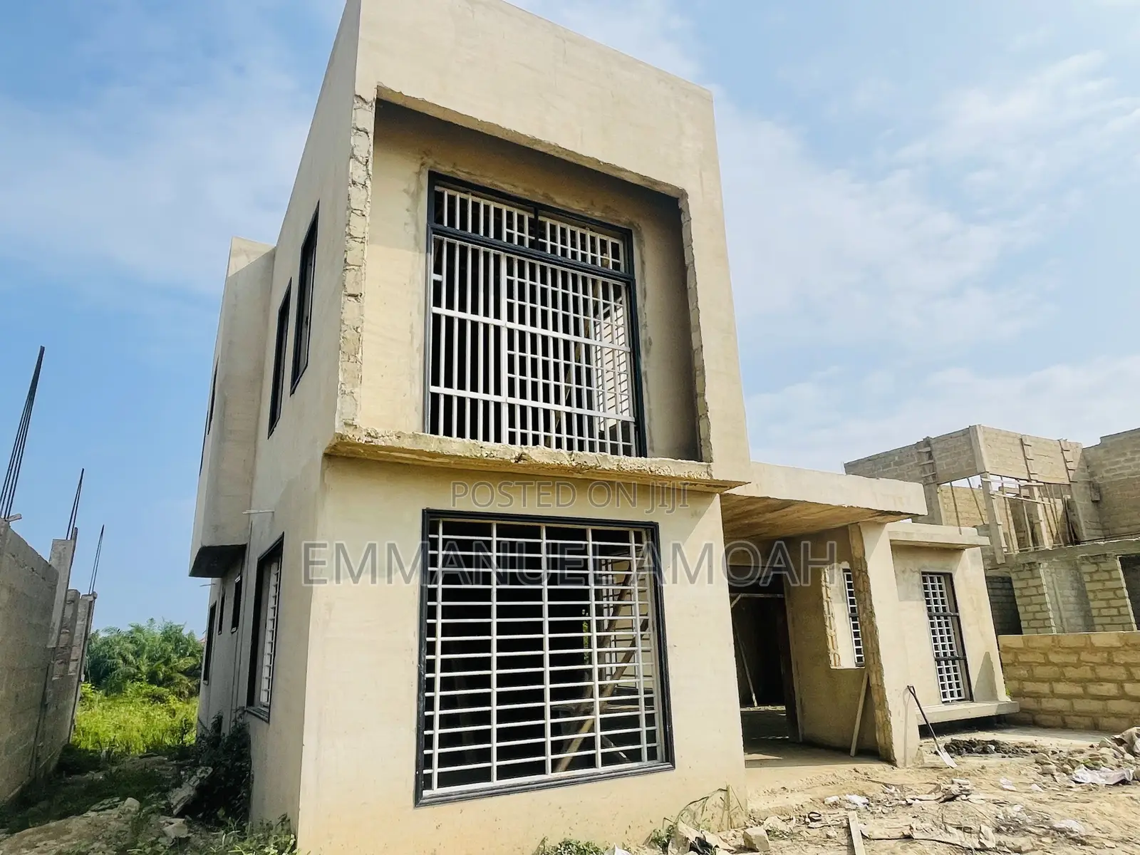 5bdrm House in Amoah, Takoradi for sale