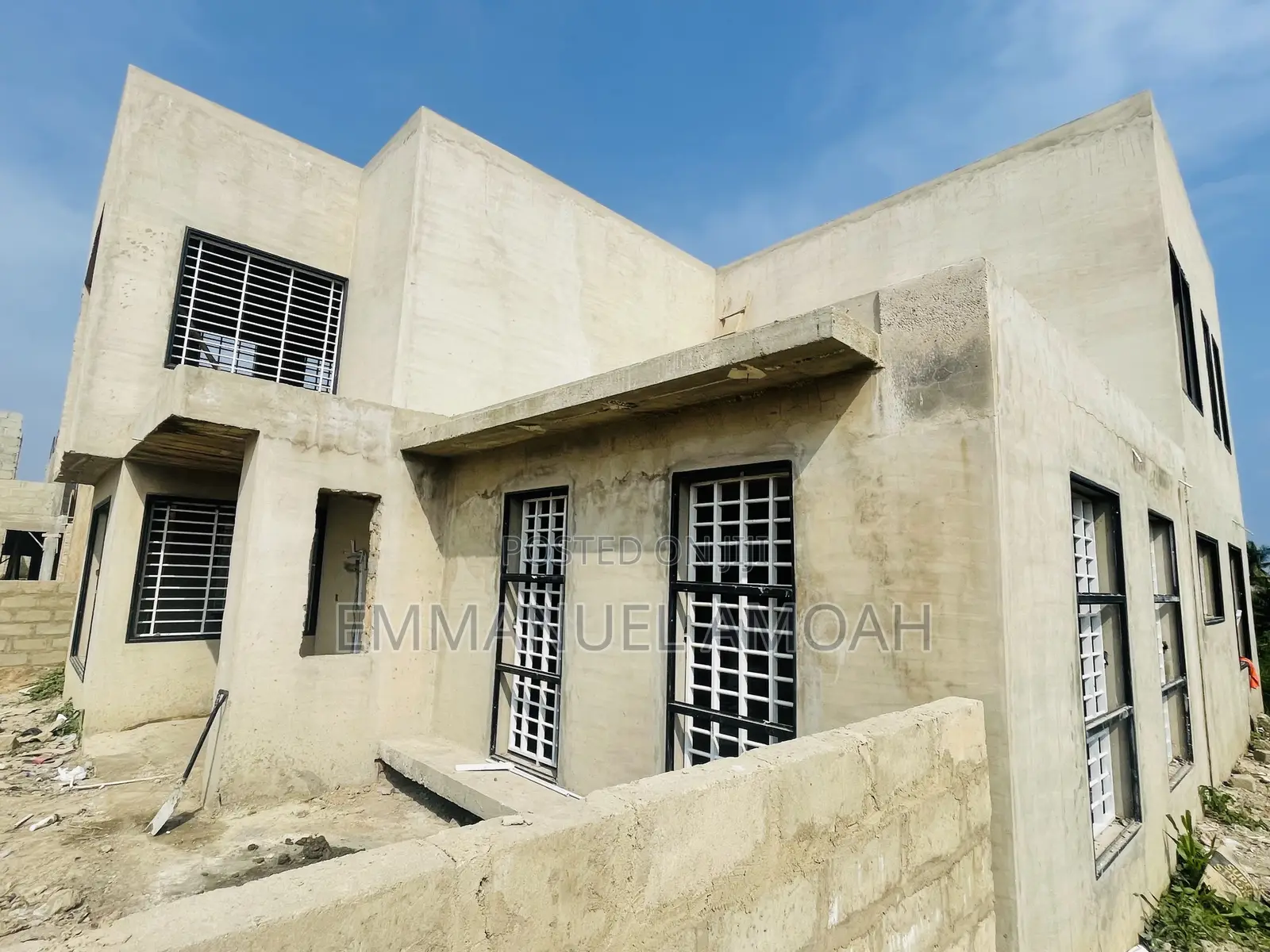 5bdrm House in Amoah, Takoradi for sale
