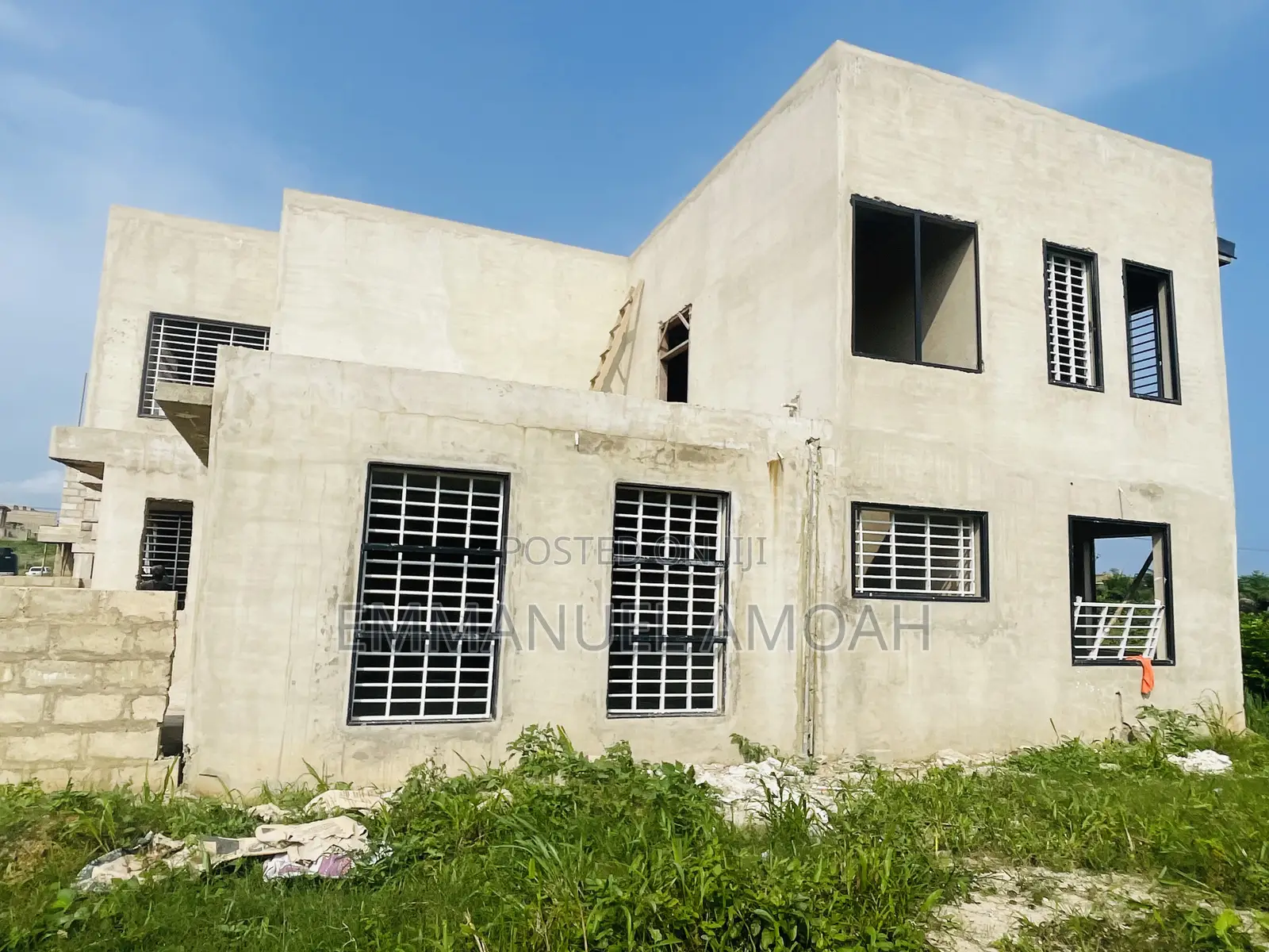 5bdrm House in Amoah, Takoradi for sale