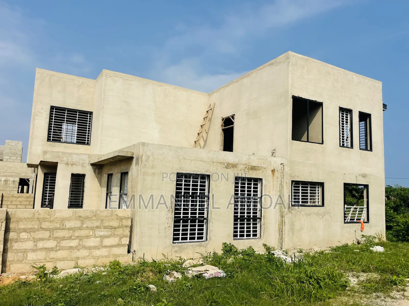 5bdrm House in Amoah, Takoradi for sale