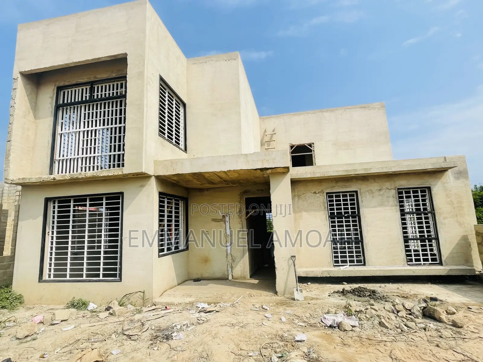 5bdrm House in Amoah, Takoradi for sale