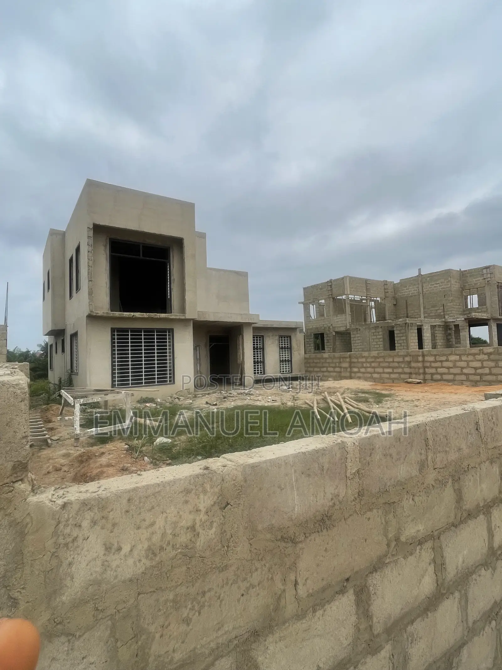 5bdrm House in Amoah, Takoradi for sale
