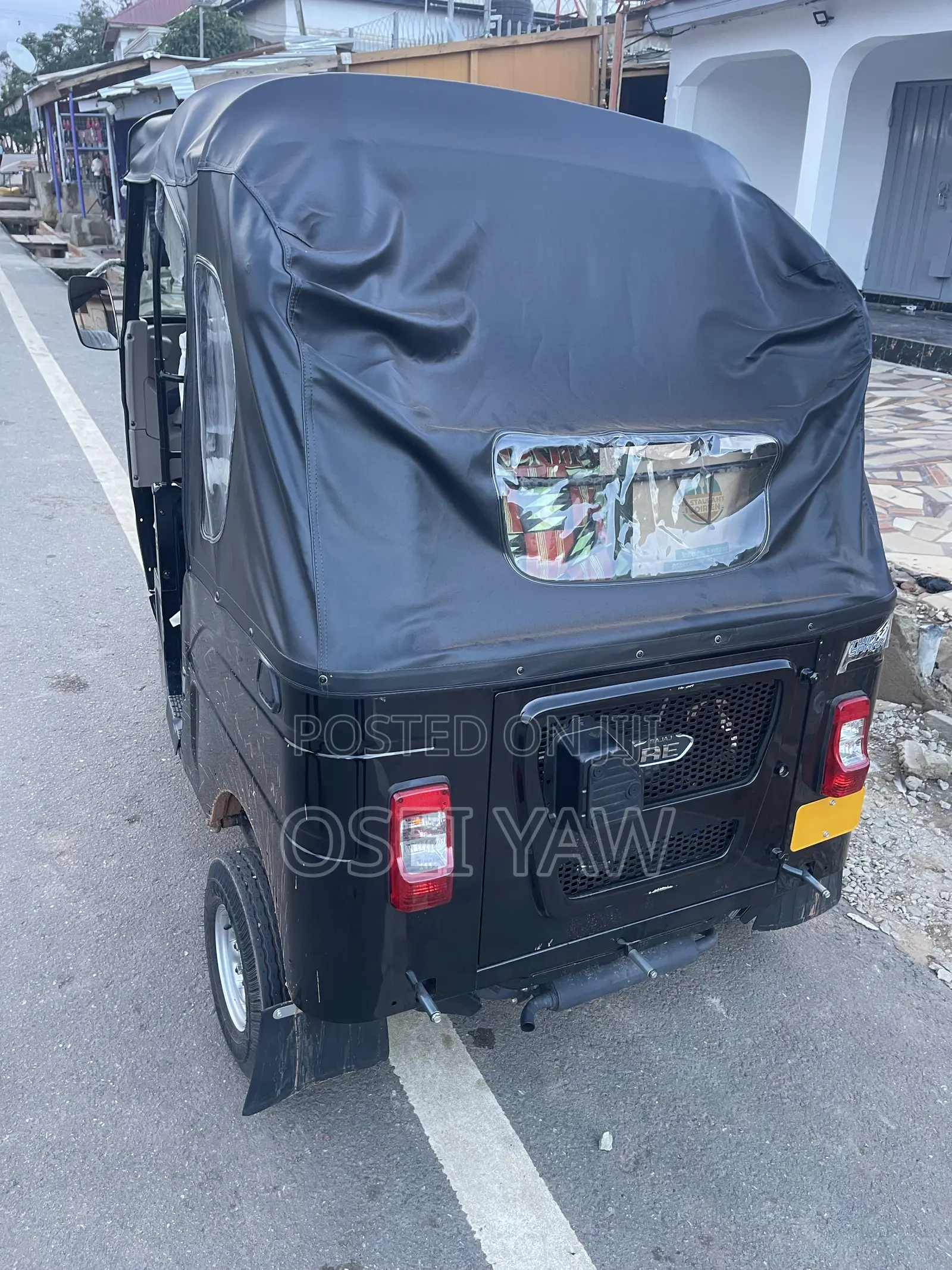 New Bajaj RE 2026 Black
