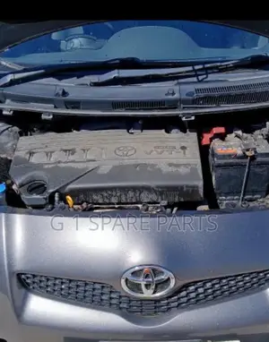 Toyota Vitz Engine 4 Plugs