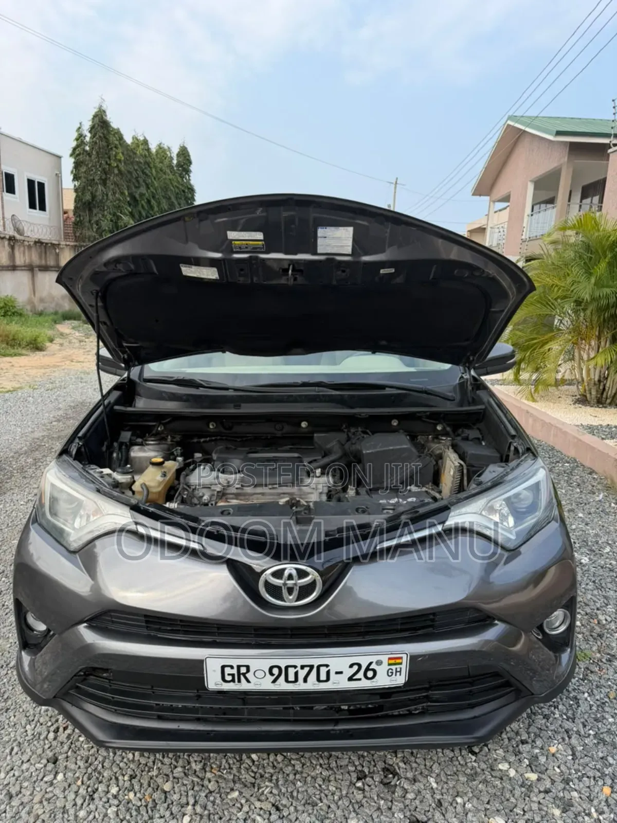 Toyota RAV4 XLE AWD (2.5L 4cyl 6A) 2017 Gray