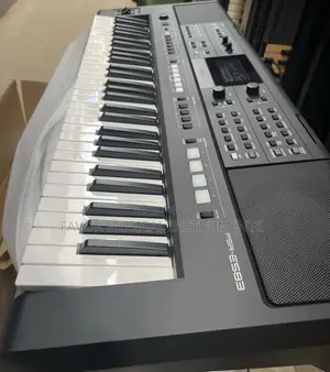 Yamaha PSR-E583 Keyboard