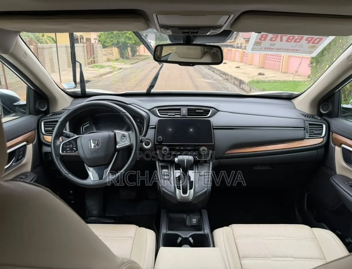 Honda CR-V Touring AWD 2018 White
