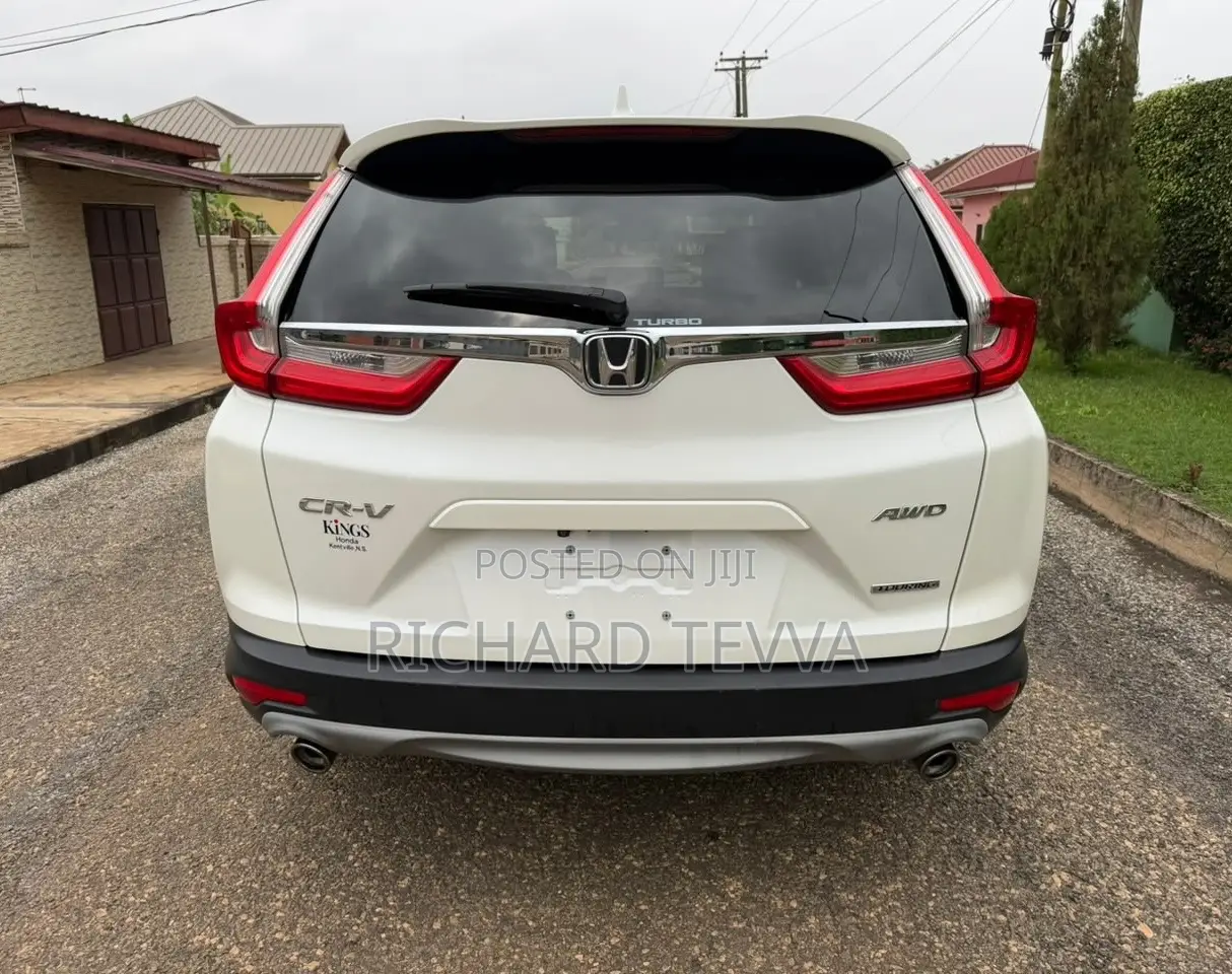Honda CR-V Touring AWD 2018 White