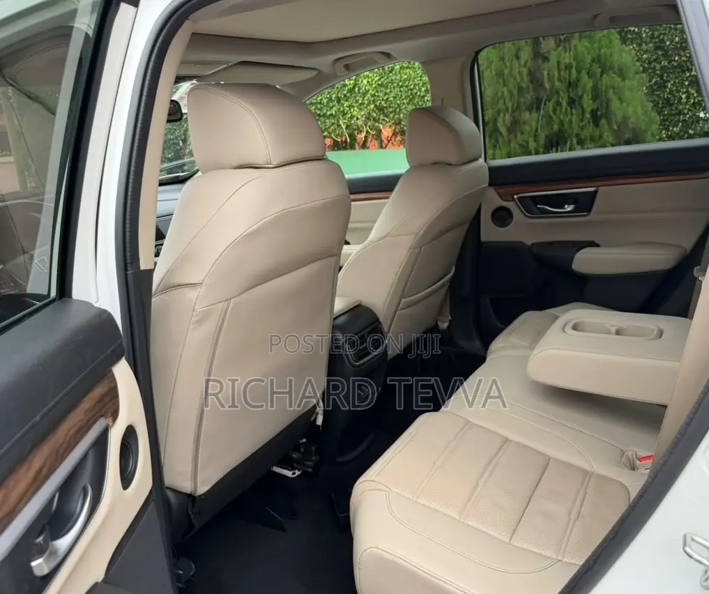 Honda CR-V Touring AWD 2018 White