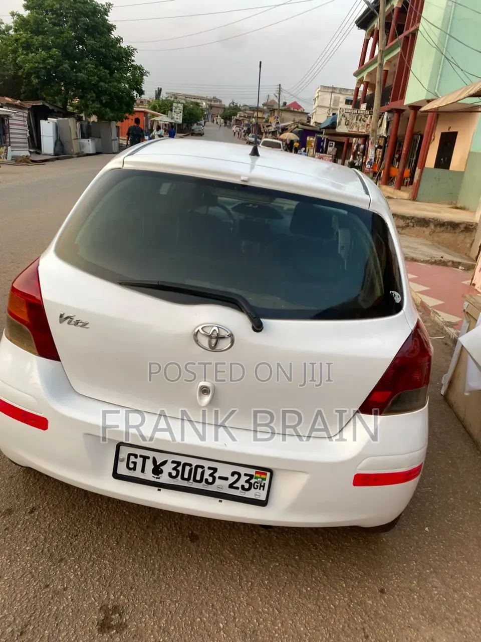 Toyota Vitz 1.3 AWD 5dr 2010 White