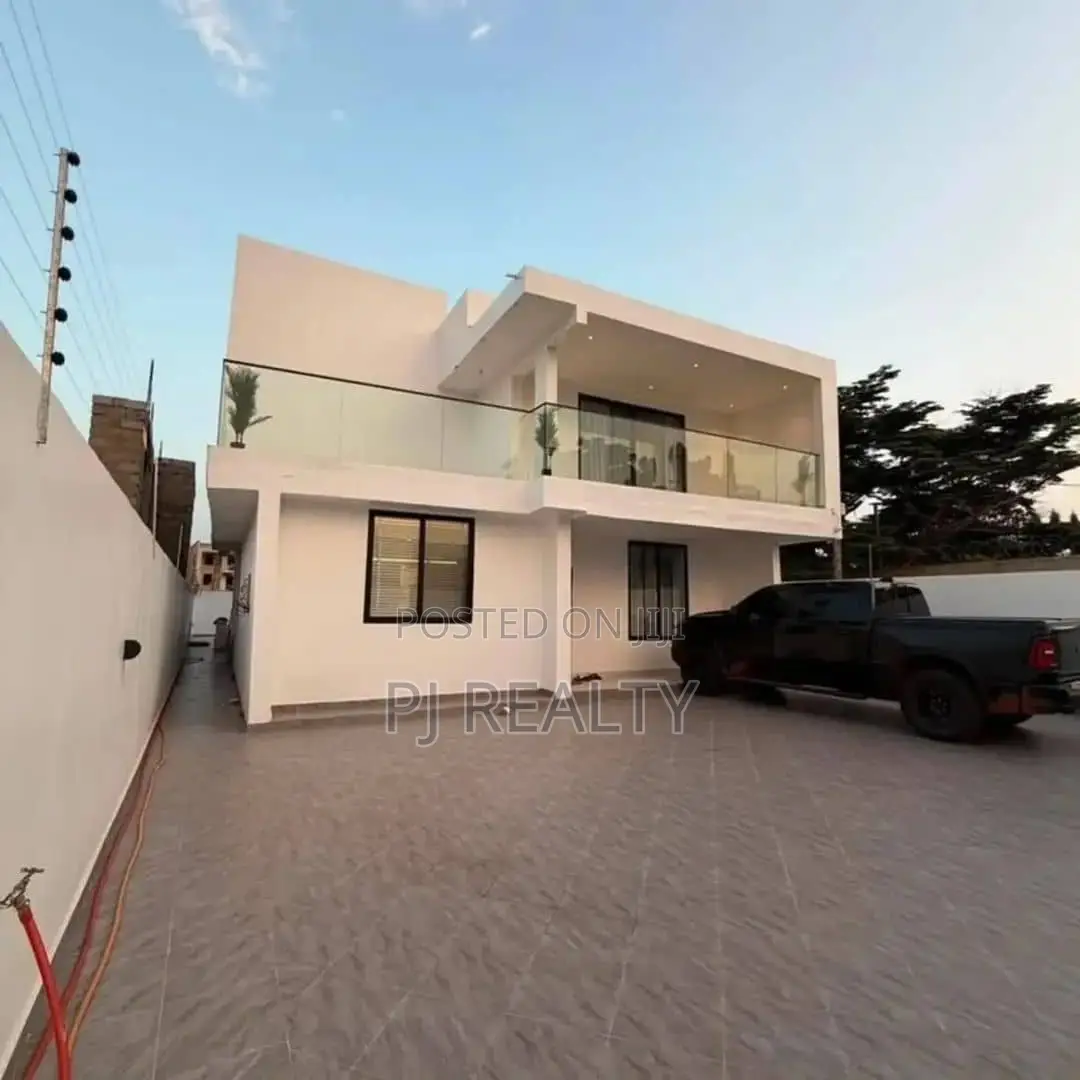 4bdrm House in East Legon for sale