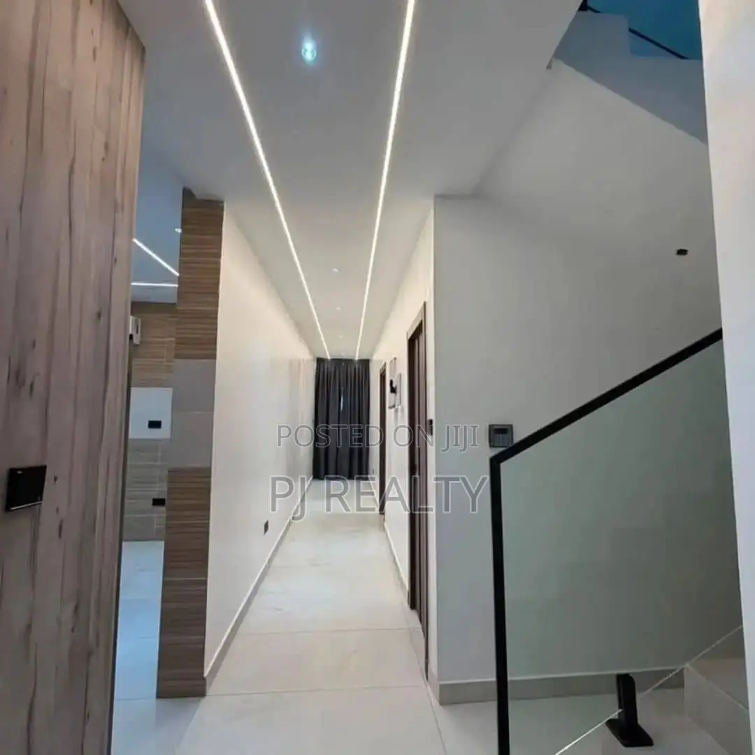 4bdrm House in East Legon for sale