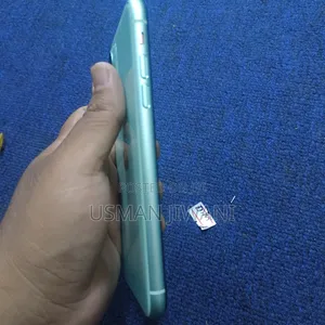 Apple iPhone 11 64 GB Green