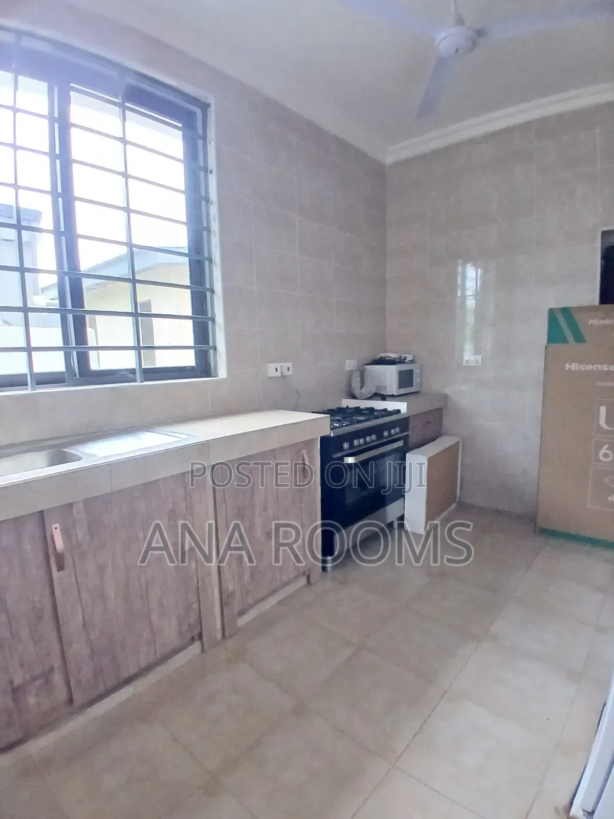 Furnished 2bdrm Townhouse/Terrace in Community 22, Tema Metropolitan