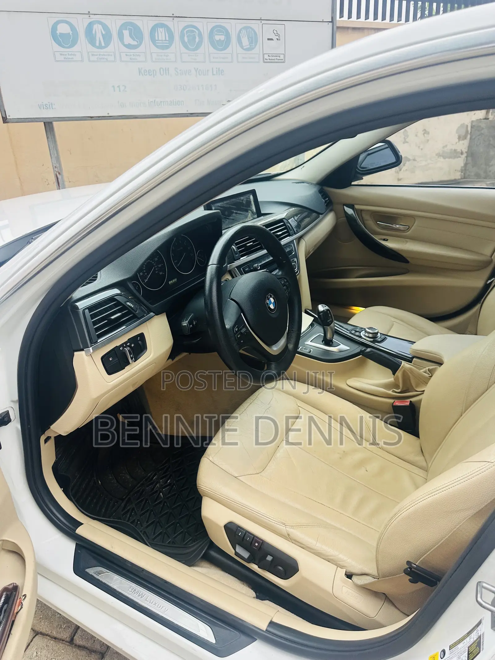 BMW 3 Series 328i RWD 2013 White