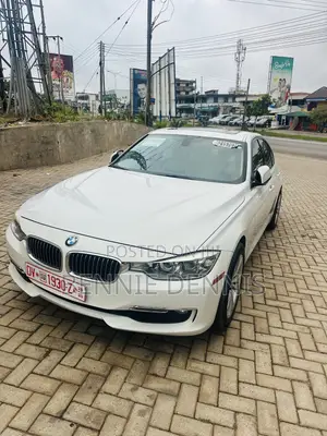 BMW 3 Series 328i RWD 2013 White