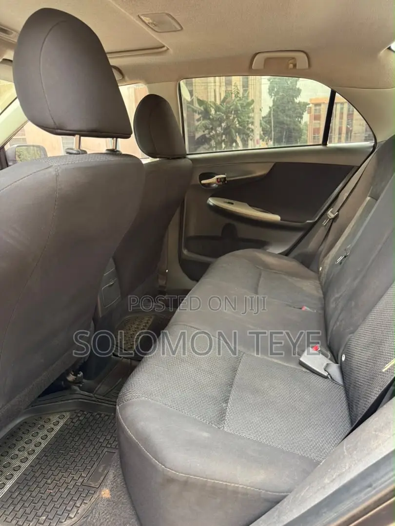 Toyota Corolla S 4dr Sedan (1.8L 4cyl 4A) 2010 Gray