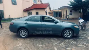 Toyota Camry 2011 Green