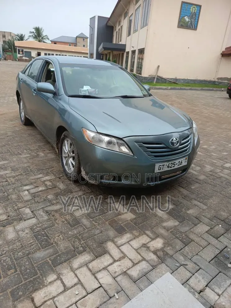 Toyota Camry 2011 Green