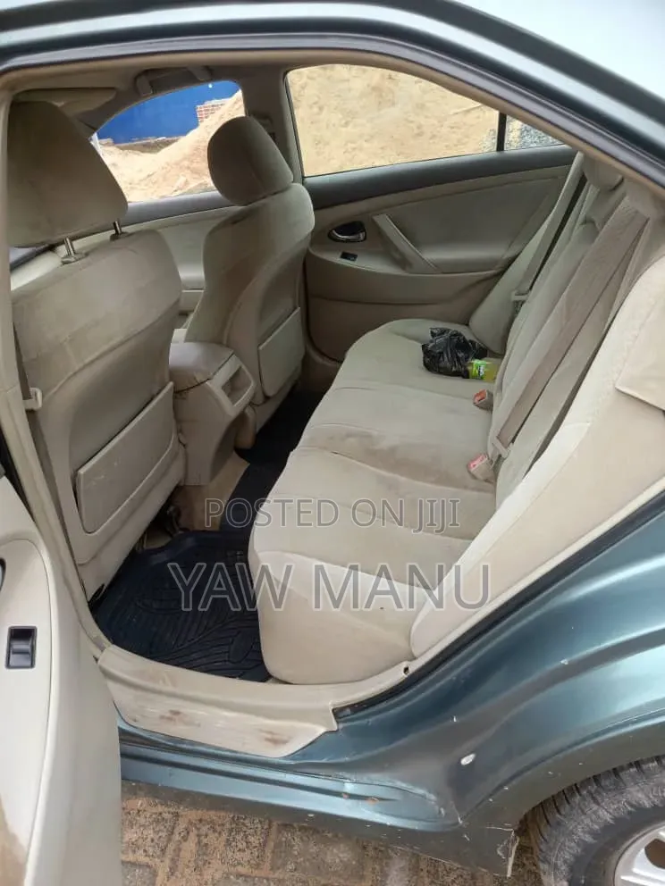 Toyota Camry 2011 Green