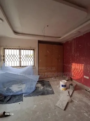 3bdrm Apartment in Kg Franco Properties, Baatsona Total for rent