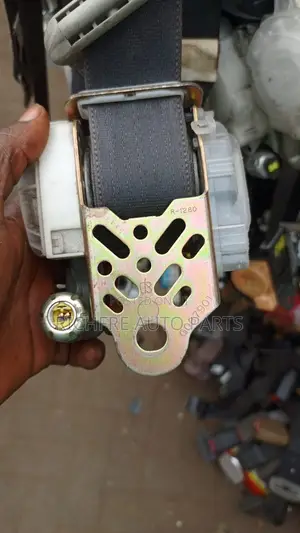 Pontiac Vibe Seat Belt Original