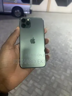Apple iPhone 11 Pro 64 GB Green